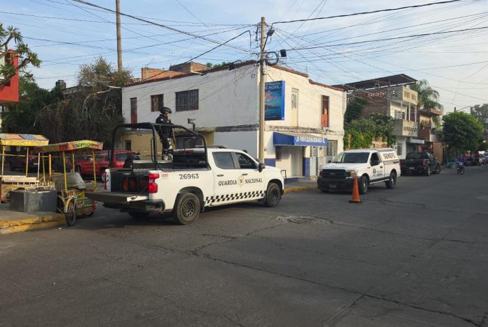 Localizan cadáver degollado y encostalado de una mujer, en la Ejidal Sur de Zamora