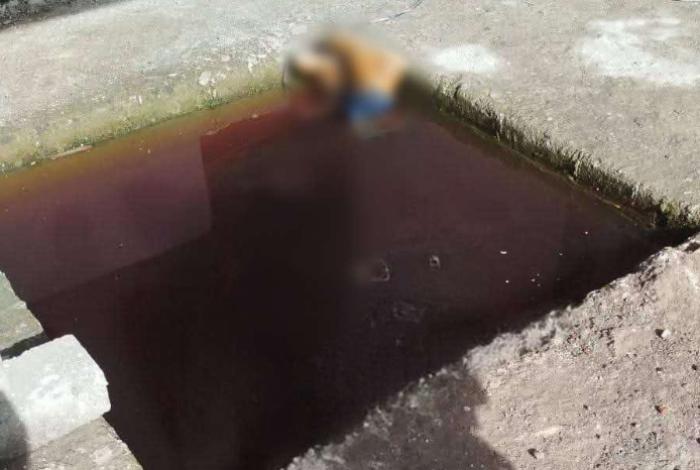 Localizan cadáver en aljibe de obra en construcción, al poniente de Uruapan