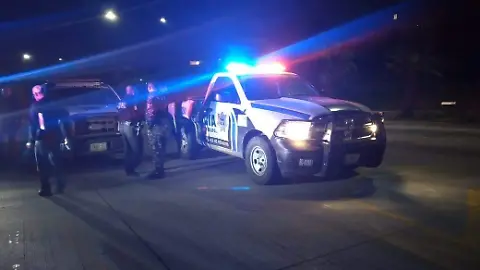 Localizan con vida a inspectores de BC privados de su libertad en la carretera Transpeninsular.