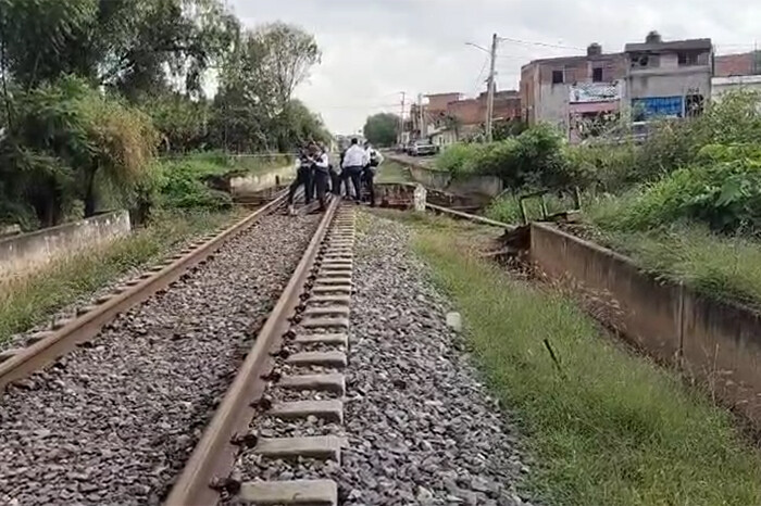 Localizan el cadáver de un hombre en las aguas del Río Chiquito, en Morelia