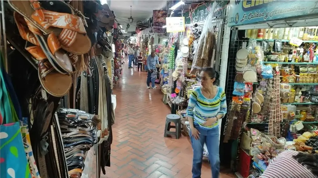 Locatarios del Mercado de Dulces de Morelia, señalan nula difusión del lugar
