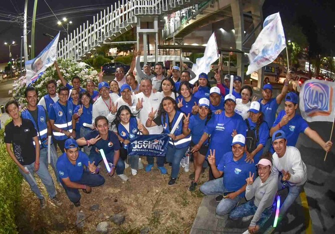 “Los jóvenes respaldan proyectos con visión de un mejor futuro junto a Carlos Quintana”