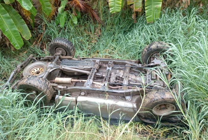 Los reportaron desaparecidos y los encuentran sin vida en auto volcado en LC