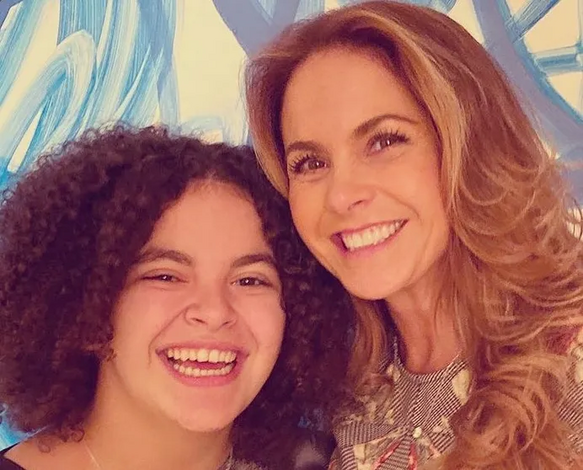 Lucero insta a respetar la privacidad de Lucerito en las entrevistas