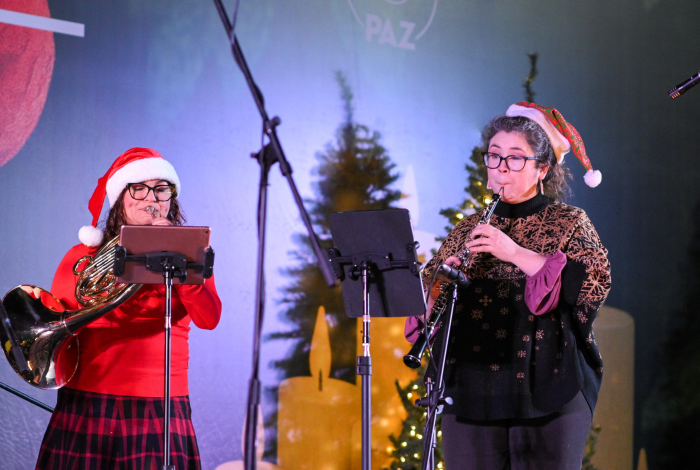 Macro Posada recorrió el Centro Histórico con un mensaje de paz