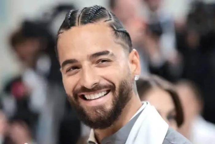 Maluma muestra el rostro de su hija París en Instagram
