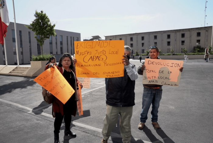 Manejo de agua, con intereses ajenos al tema