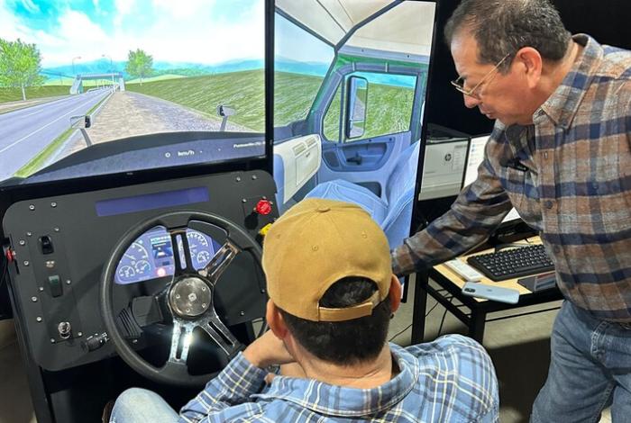 Manejo de tractocamión, automaquillaje, coctelería, spa y más cursos en ICATMI Villas del Pedregal ofrece cursos para impulsar el emprendimiento