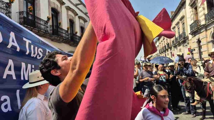 Manifestación en Morelia por la lucha para evitar la prohibición