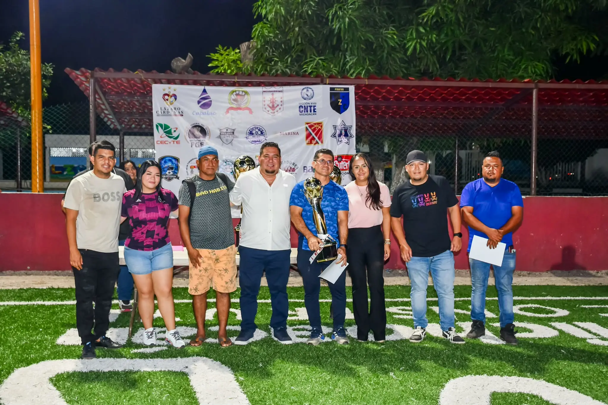 Manuel Esquivel Bejarano encabeza premiación del Torneo de Sindicatos; Educación Física se coronó campeón