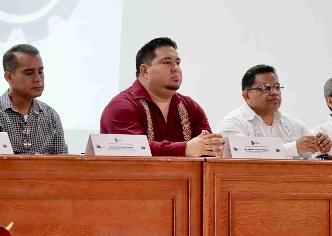 Manuel Esquivel felicita al TecNM Campus Lázaro Cárdenas por su 37° Aniversario