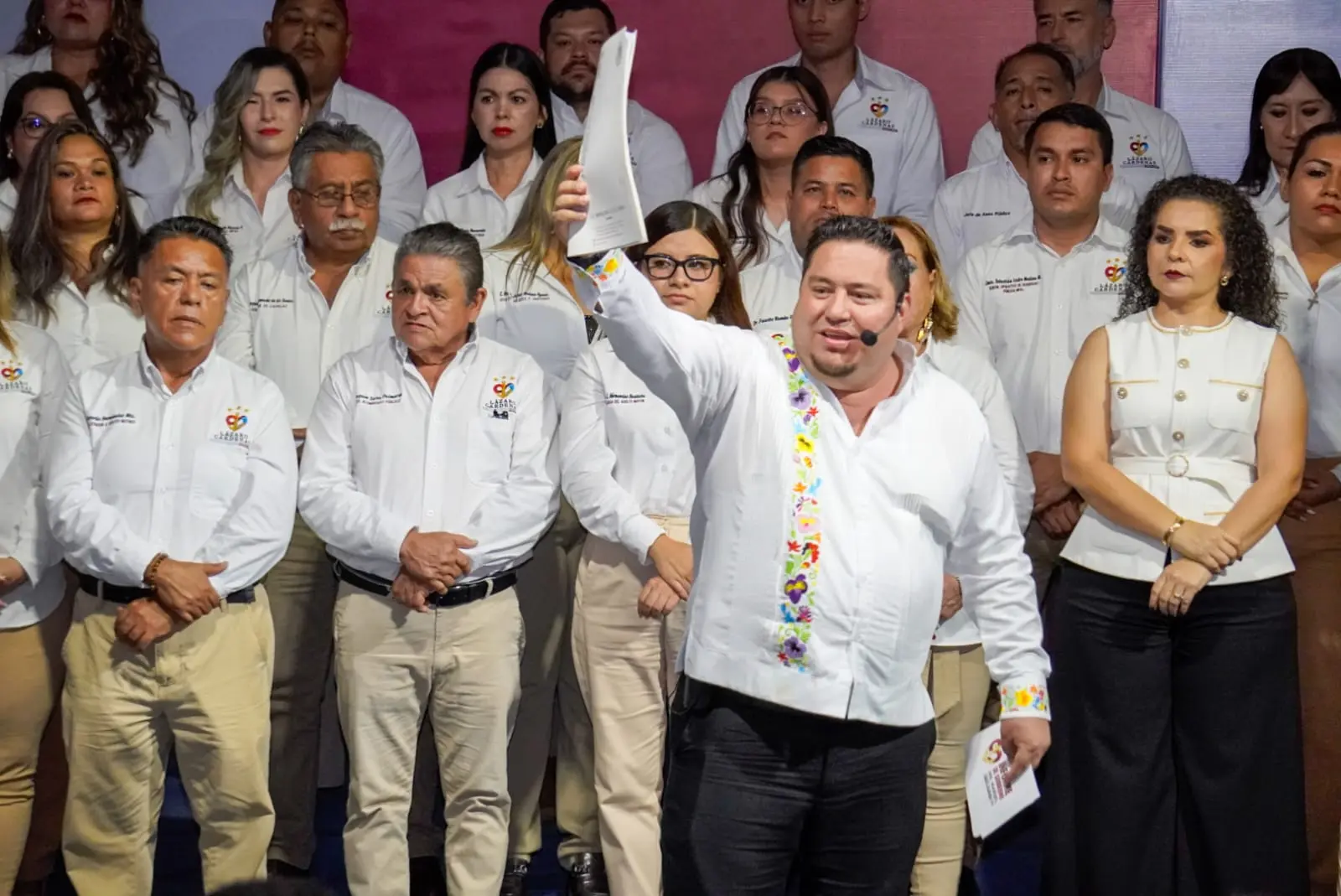 Manuel Esquivel Rinde Primer Informe de Gobierno 
