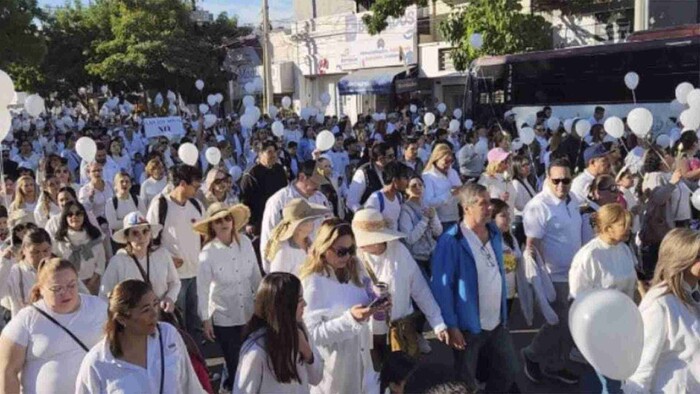 Marchan en Culiacán para exigir justicia por asesinato de dos niños