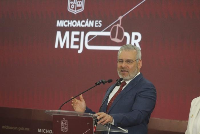 Más de 106 mil estudiantes recibirán internet gratuito con Programa Data: Bedolla