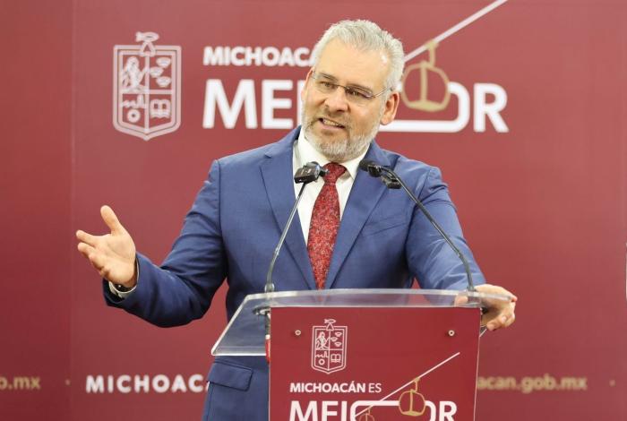 Más de 106 mil estudiantes recibirán internet gratuito con Programa Data: Bedolla