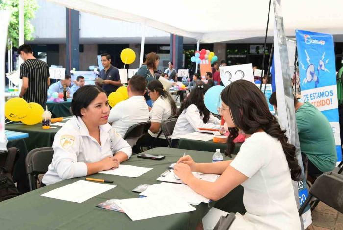 Más de 1,600 vacantes en la primera feria de empleo del Plan Michoacán: Sedeco