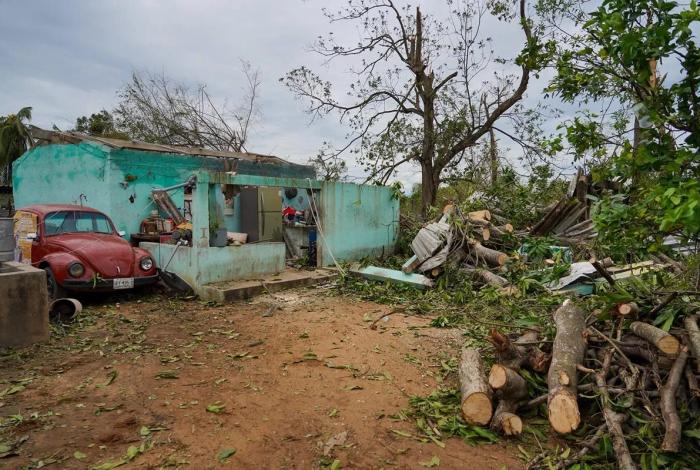 Más de 500 casas afectadas por el huracán Erick en Guerrero