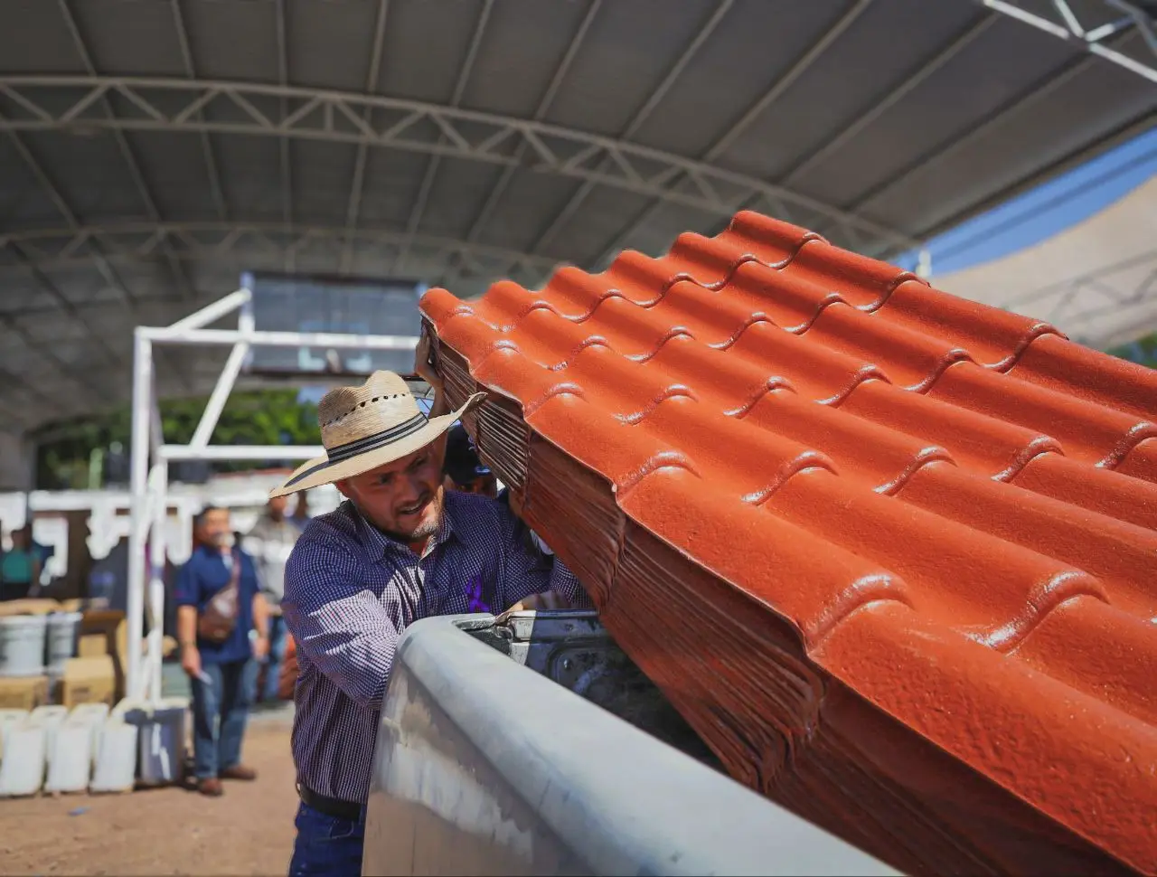 Más de 800 mil pesos impulsan hogares dignos en Jiquilpan con la cuarta entrega de “Mejora tu Vivienda”