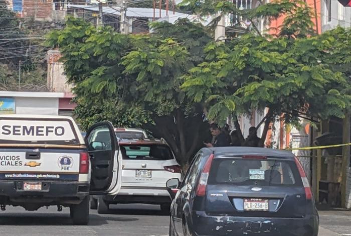 Matan a balazos a un hombre en Fraccionamiento Jardines del Cupatitzio, en Uruapan