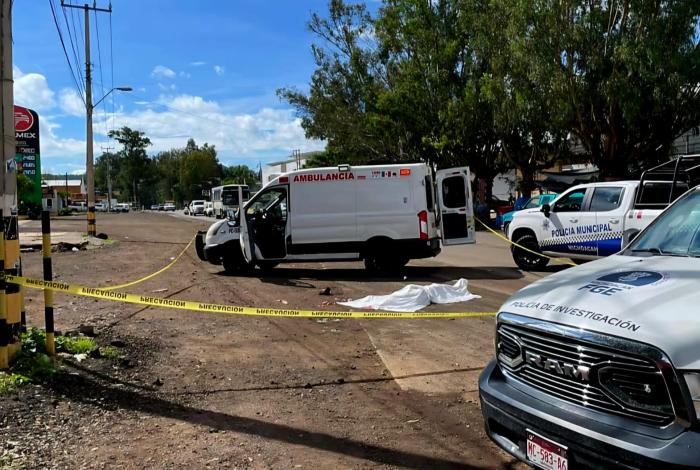 Matan a balazos a un motociclista en Cotija