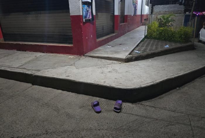 Matan a hombre en Tacámbaro cuando viajaba en su automóvil con una de 15 años