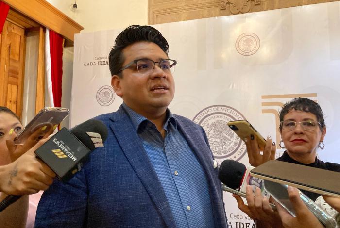 Mayorías tendrán que buscar consensos para nombrar al nuevo fiscal: MC