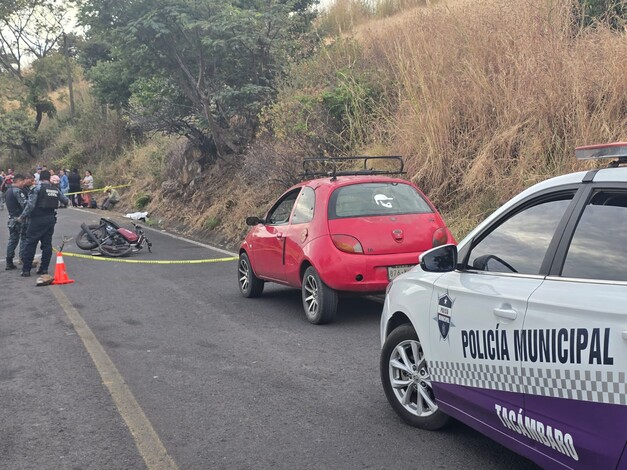 Menor de 16 años pierde la vida tras accidentarse en su moto