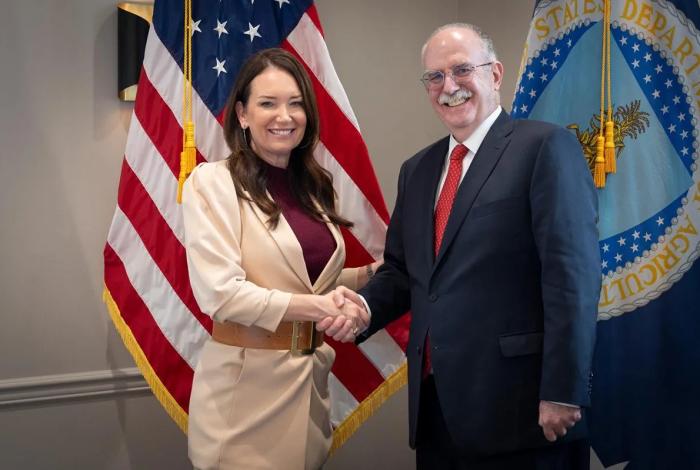 México y EEUU acuerdan reabrir frontera al ganado