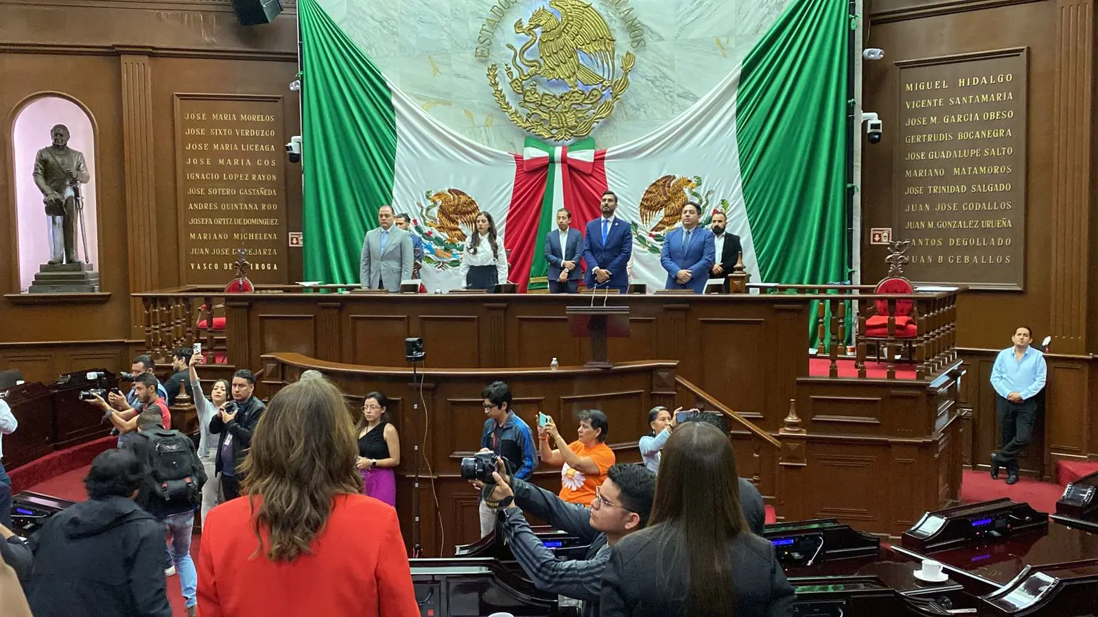 Michoacán aprueba reformas para crear ley contra extorsión y rectificar mandos de la GN