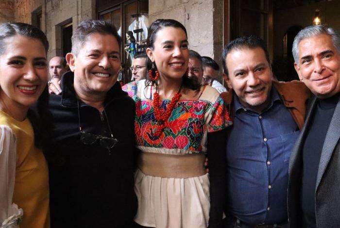 Michoacán cautivó a Ernesto Laguardia con su riqueza artesanal y gastronómica
