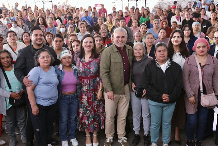 Michoacán elimina lista de espera para tratamientos contra el cáncer con nuevo equipamiento médico: Bedolla