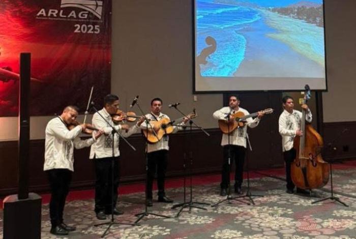 Michoacán impulsa su promoción en feria internacional de turismo de Guadalajara