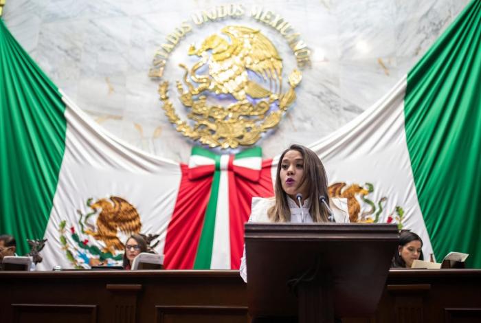 Michoacán podría ser pionero en regular la Inteligencia Artificial, propone iniciativa la diputada Xóchitl Ruiz