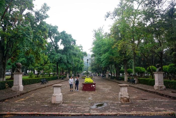 Miércoles nublado, con probables lluvias y calor de hasta 45°C