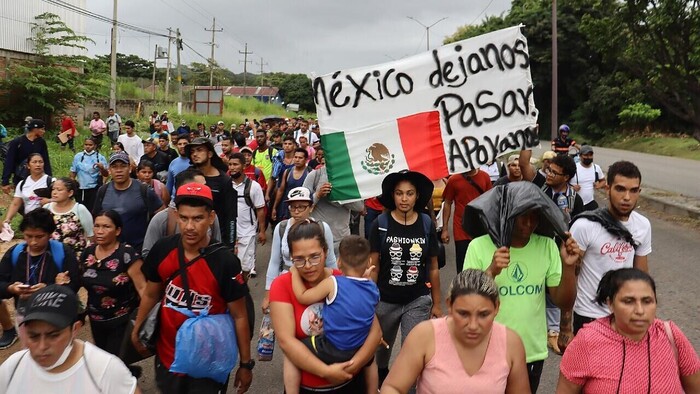 Migrantes ‘aprietan el paso’ para llegar a EU antes de que Trump tome posesión