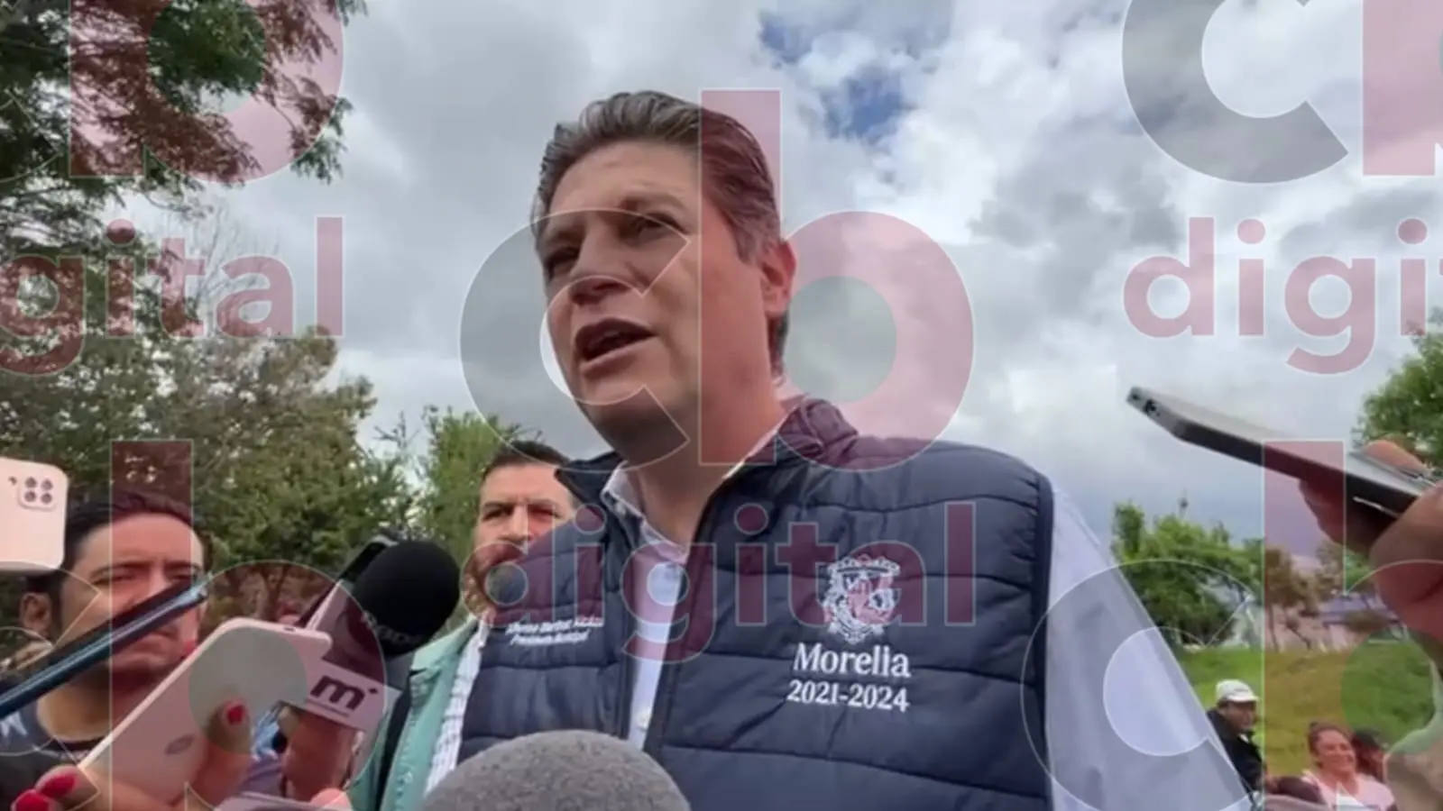 Migrantes morelianos y michoacanos, tienen diversas necesidades; afirma Alfonso Martínez