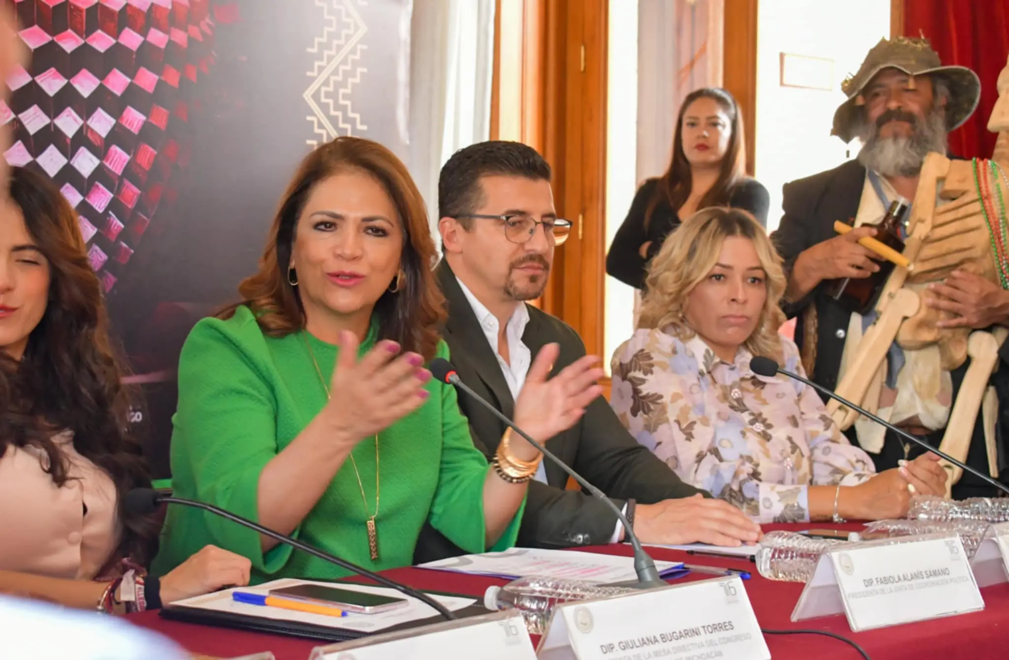 Migrantes podrán evitar pago de impuestos en remesas: Fabiola Alanís