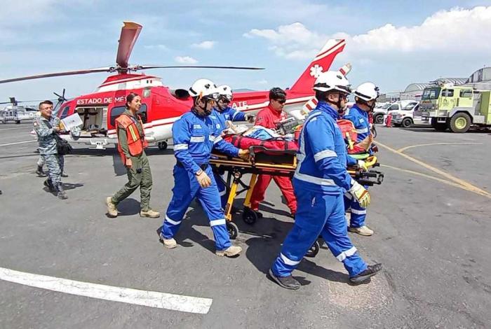 ¡Misión cumplida! Regresan médicos y ambulancias de Michoacán tras apoyo a Hidalgo
