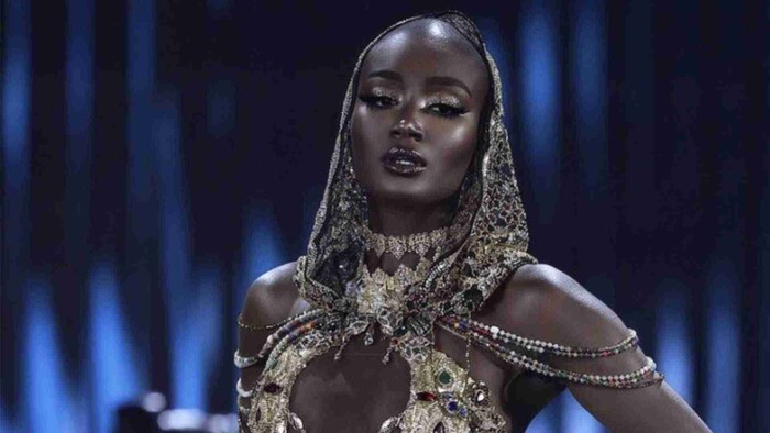 Modelo se quita la peluca en pleno desfile de Miss Grand International