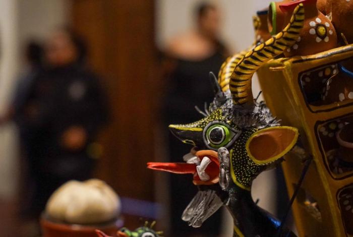 ‘Moldear la imagen, revelar el barro’, un exposición llena de memoria, identidad y patrimonio