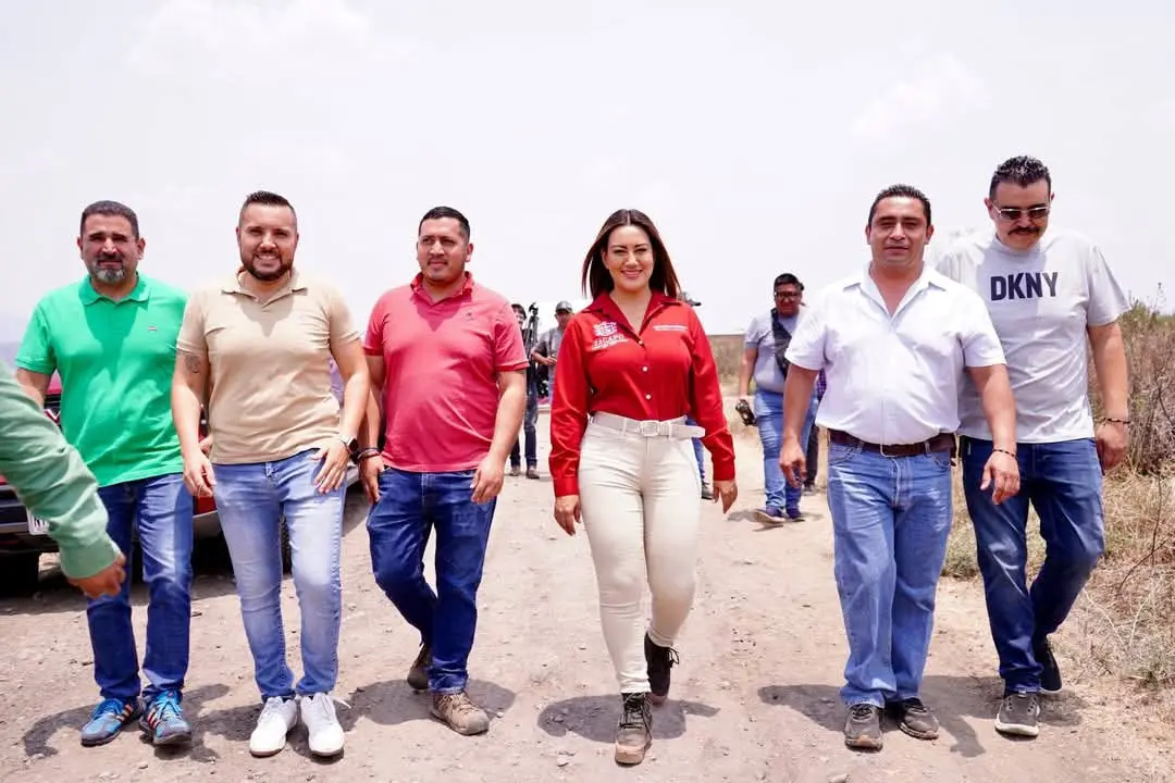 Mónica Valdez, dio el arranque al reencarpetamiento en Tariácuri