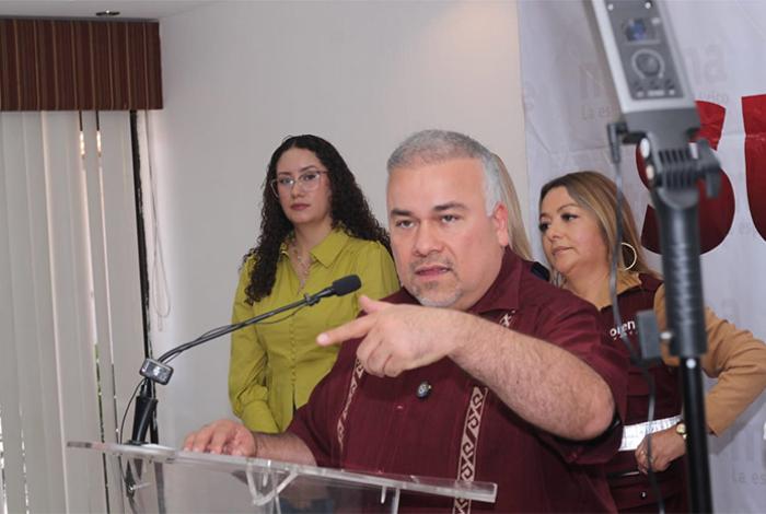 Morena Michoacán “mete las manos al fuego” por Adán Augusto, que “no anda prófugo como Silvano”