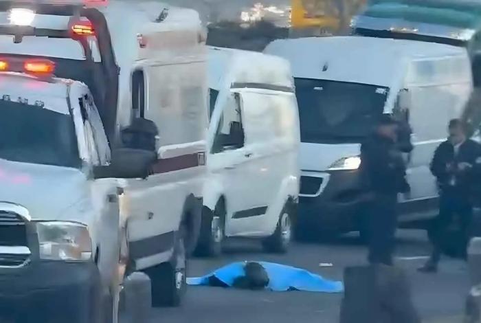 Motociclista pierde la vida tras derrapar sobre la carretera Salamanca Morelia