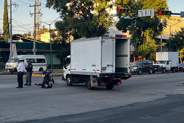 Motociclista queda herido tras accidente en el periférico sur de Morelia