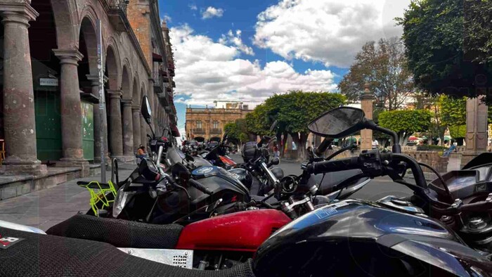 Motociclistas de Morelia claman por más espacios de Estacionamiento