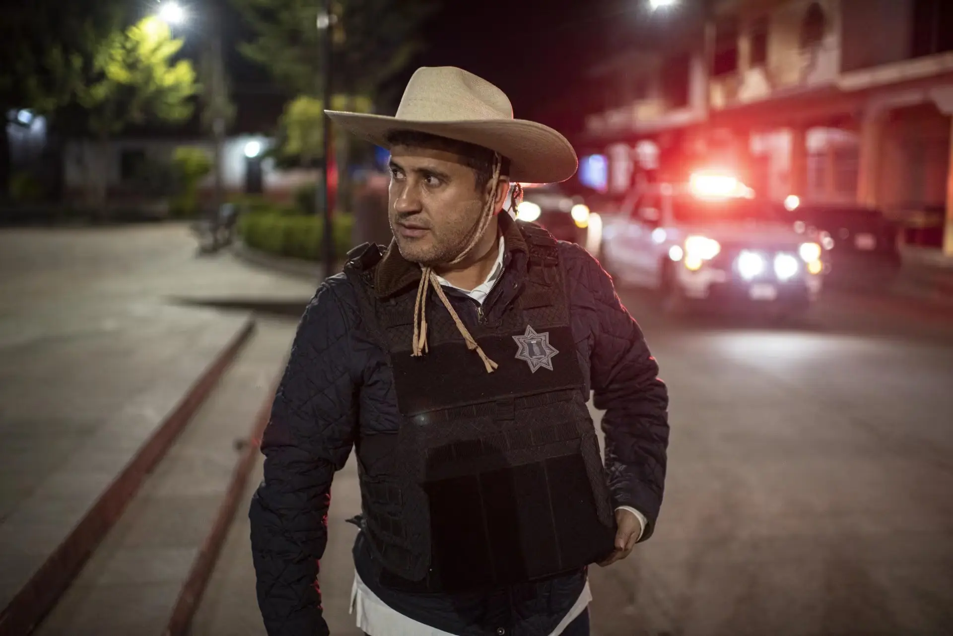 Muere Carlos Manzo luego de recibir tres impactos de arma de fuego