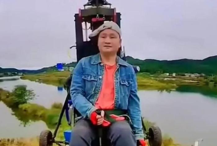 Muere influencer chino al caer en un ‘avión’ durante transmisión en vivo