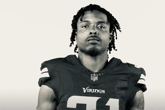 Muere Khyree Jackson novato de los Vikings de la NFL en accidente automovilístico