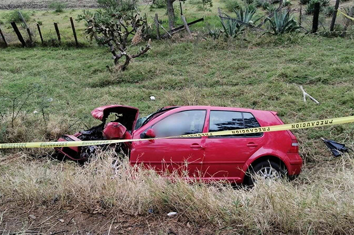 Muere un hombre tras choque entre 2 vehículos en la Morelia-Mil Cumbres, cerca de Charo