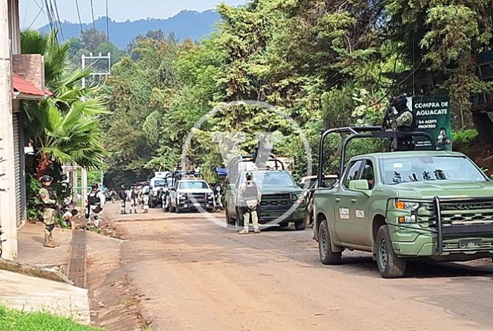 Mueren 6 criminales y uno es detenido tras enfrentar a GN y Ejército en Uruapan